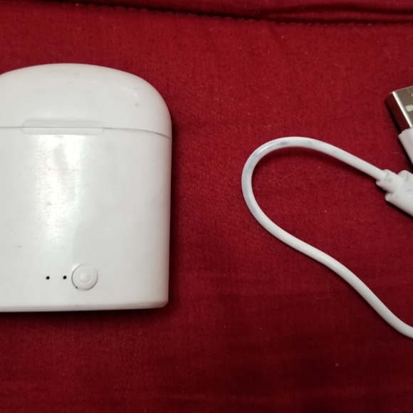 Ear buds - Picture 3 of 4